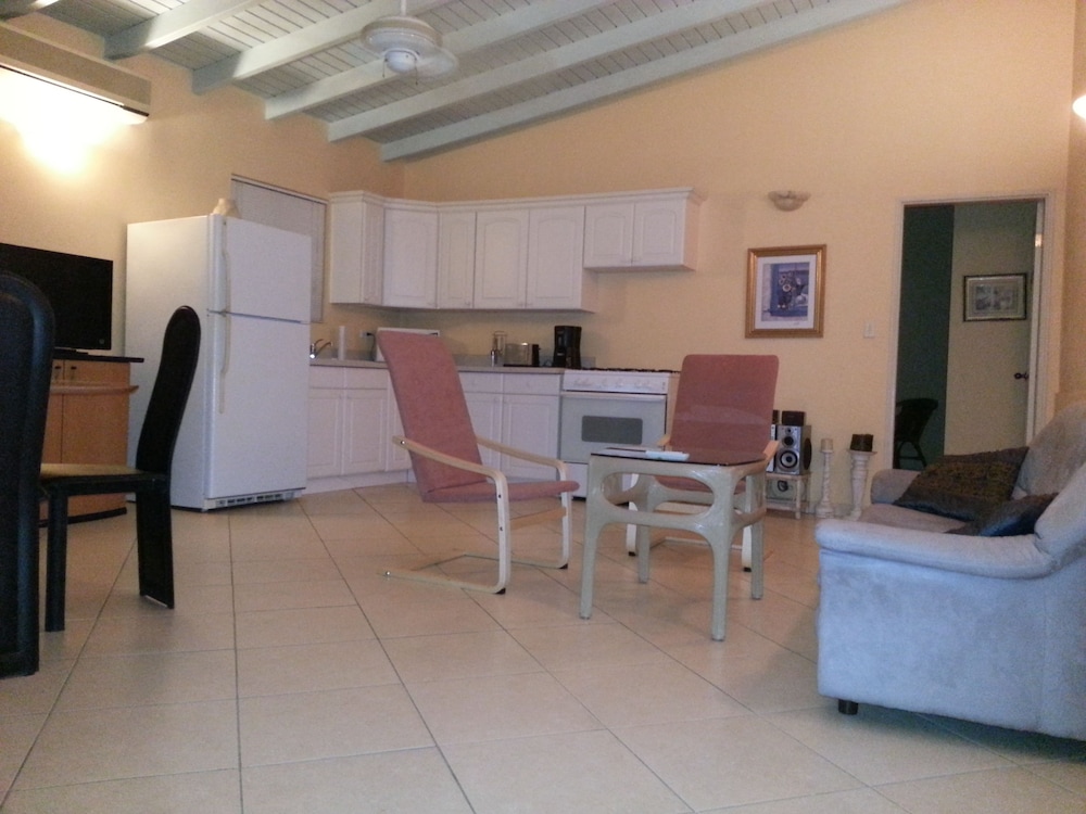 Le Chateau Ocean Villas 31/48