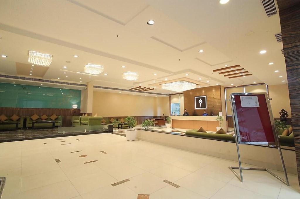 HOTEL ADITYAZ 6/41