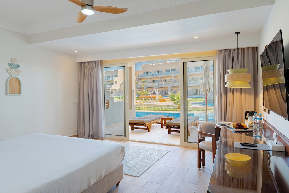 Diamond Beach by Pearl Resorts 38/84