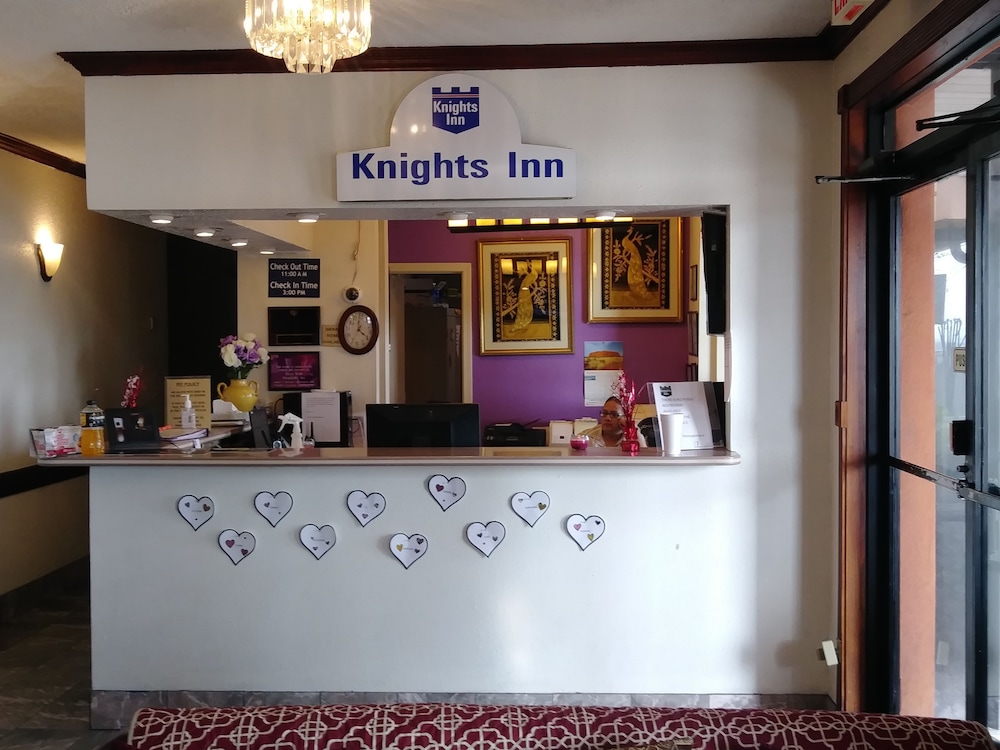 Knights Inn San Antonio near Frost Bank Center 10/35