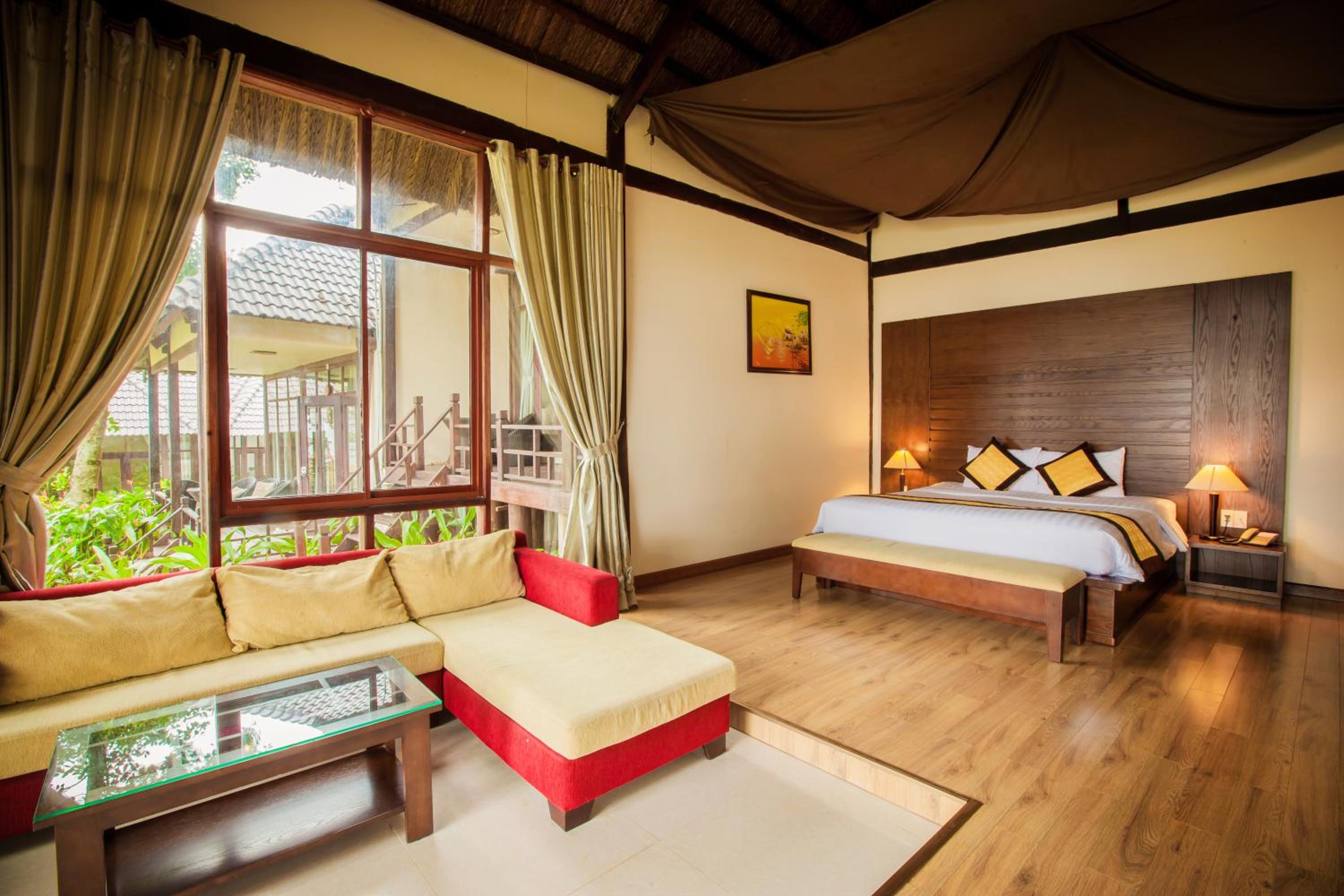 Bungalow, King Bed, Beach Front