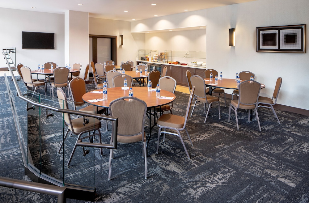 Hyatt Place Seattle Downtown 56/66