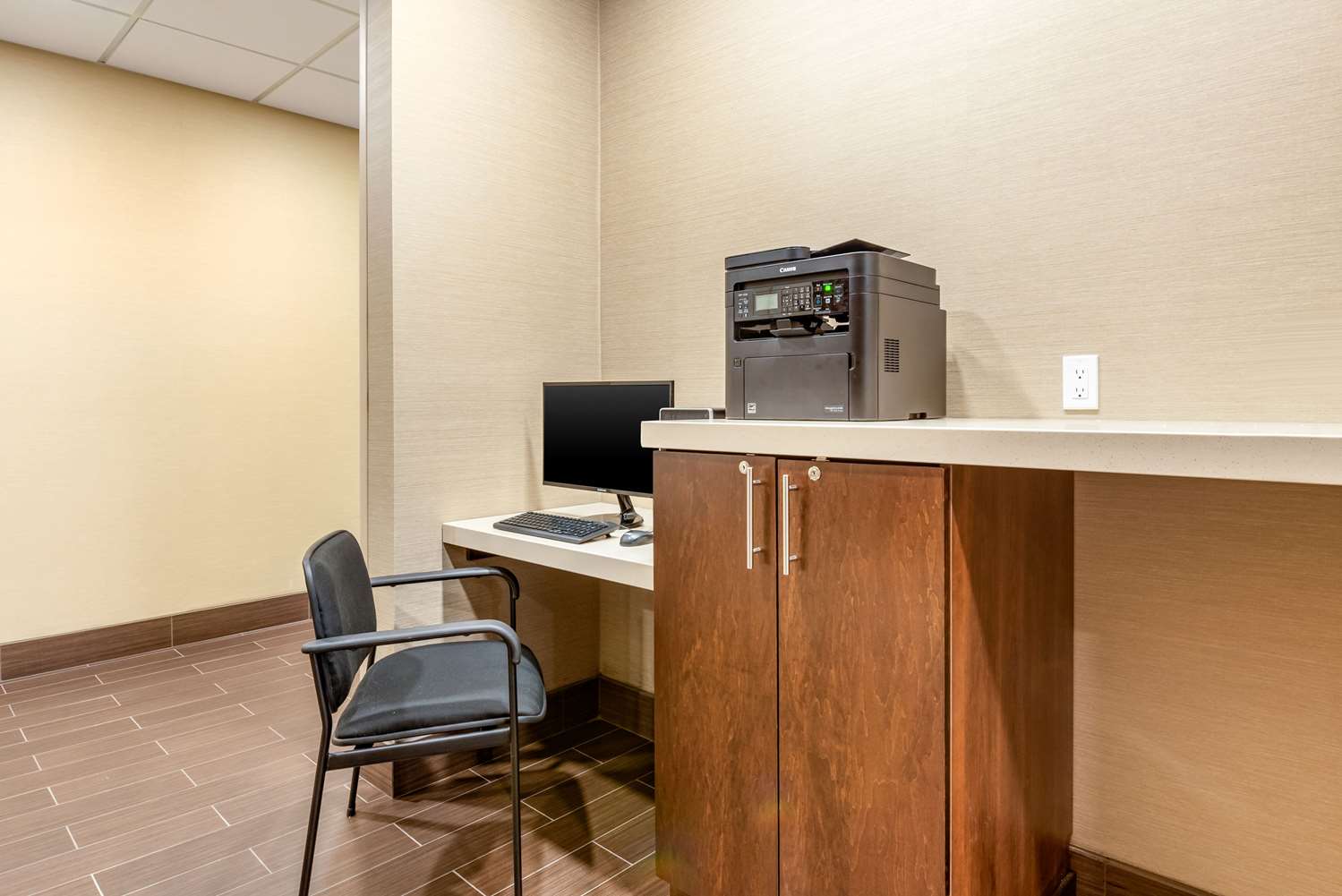 Comfort Inn & Suites Goderich, ON 8/10