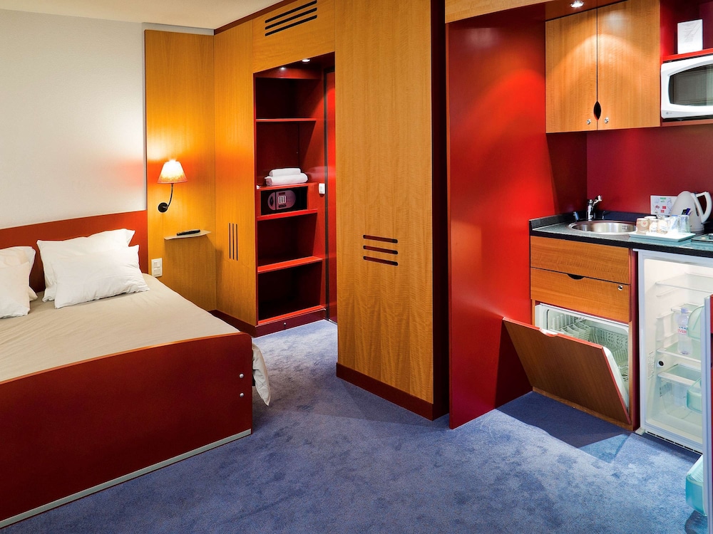 Novotel Suites Clermont Ferrand Polydome 22/72