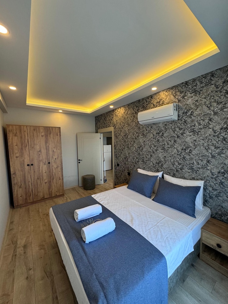 Class Premium Suit Hotel 5/34