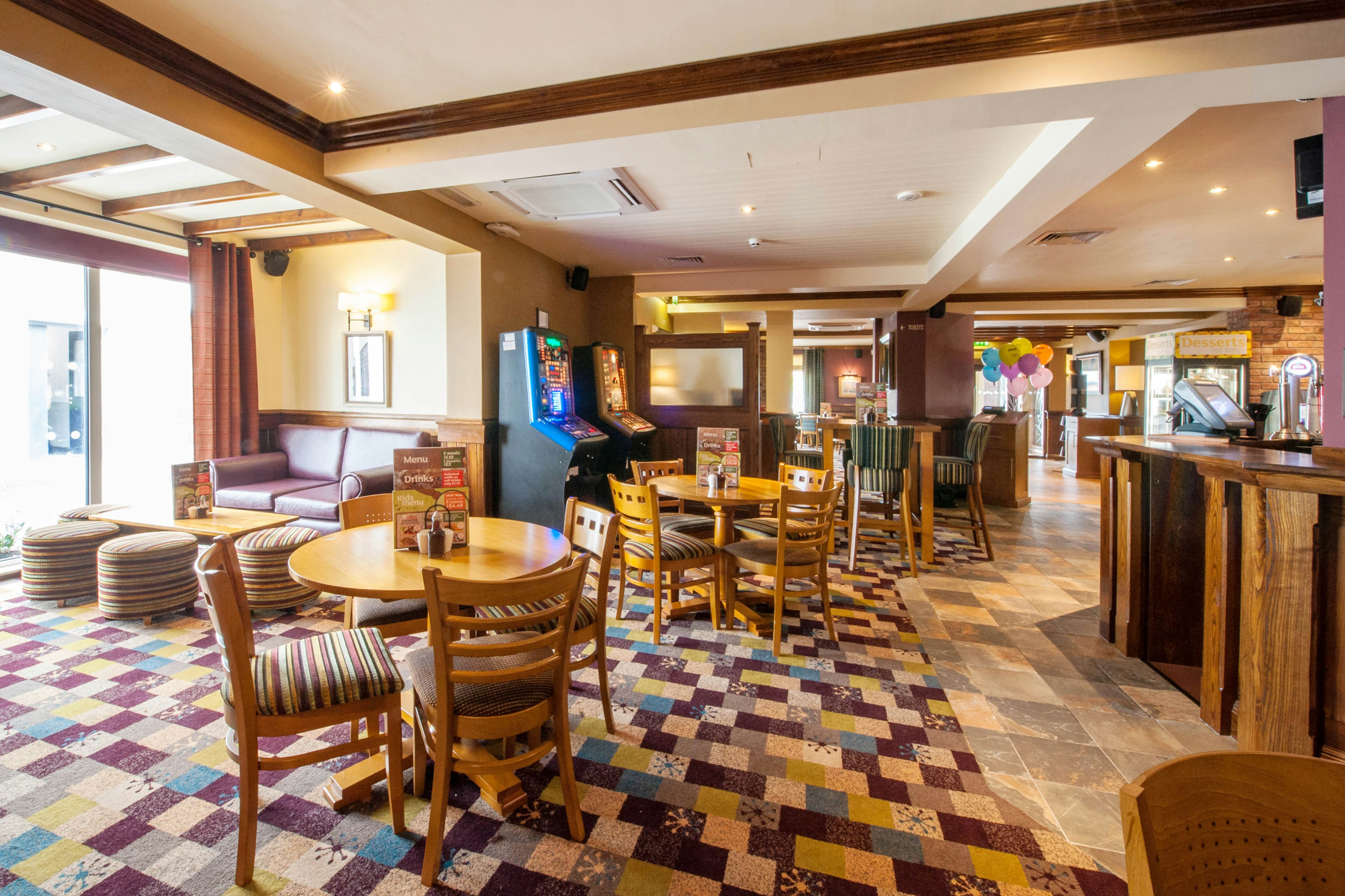 Premier Inn Stoke-On-Trent (Hanley) Hotel 27/35