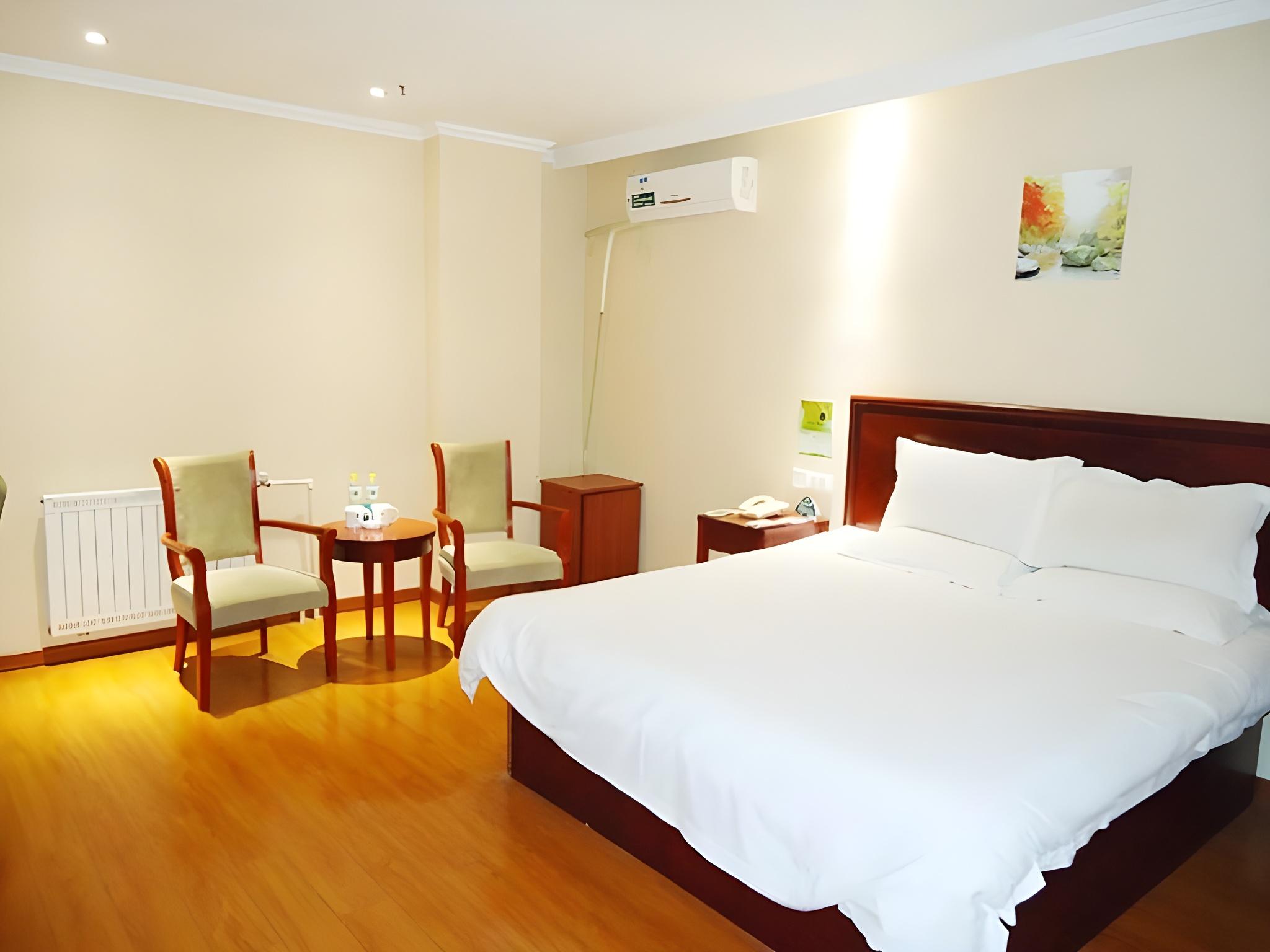 Guest Room, Double Bed, No Window