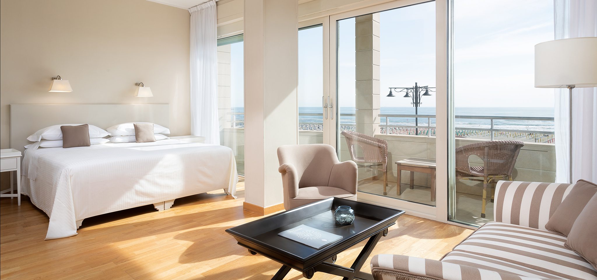 Sina Astor Hotel