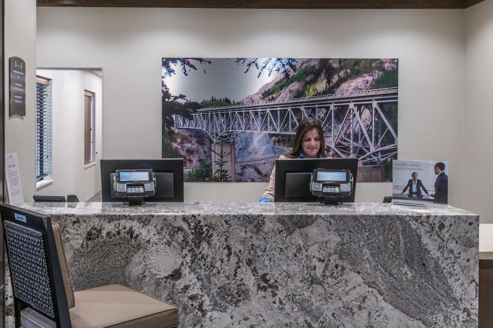 Staybridge Suites Anchorage 64/76