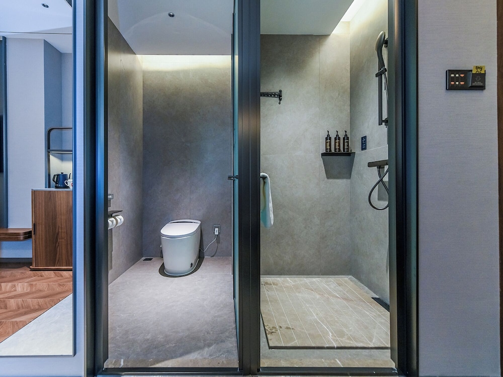 UrCove by Hyatt Chongqing Jiefangbei Hongyadong 47/50
