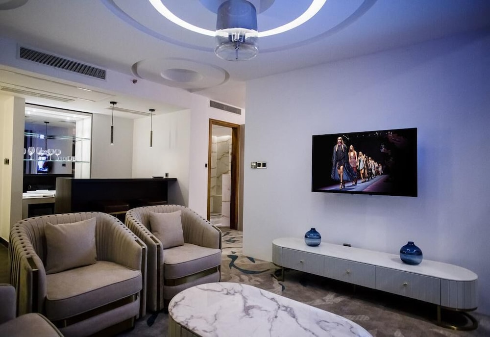 Regal Reseau Hotel & Spa 25/40