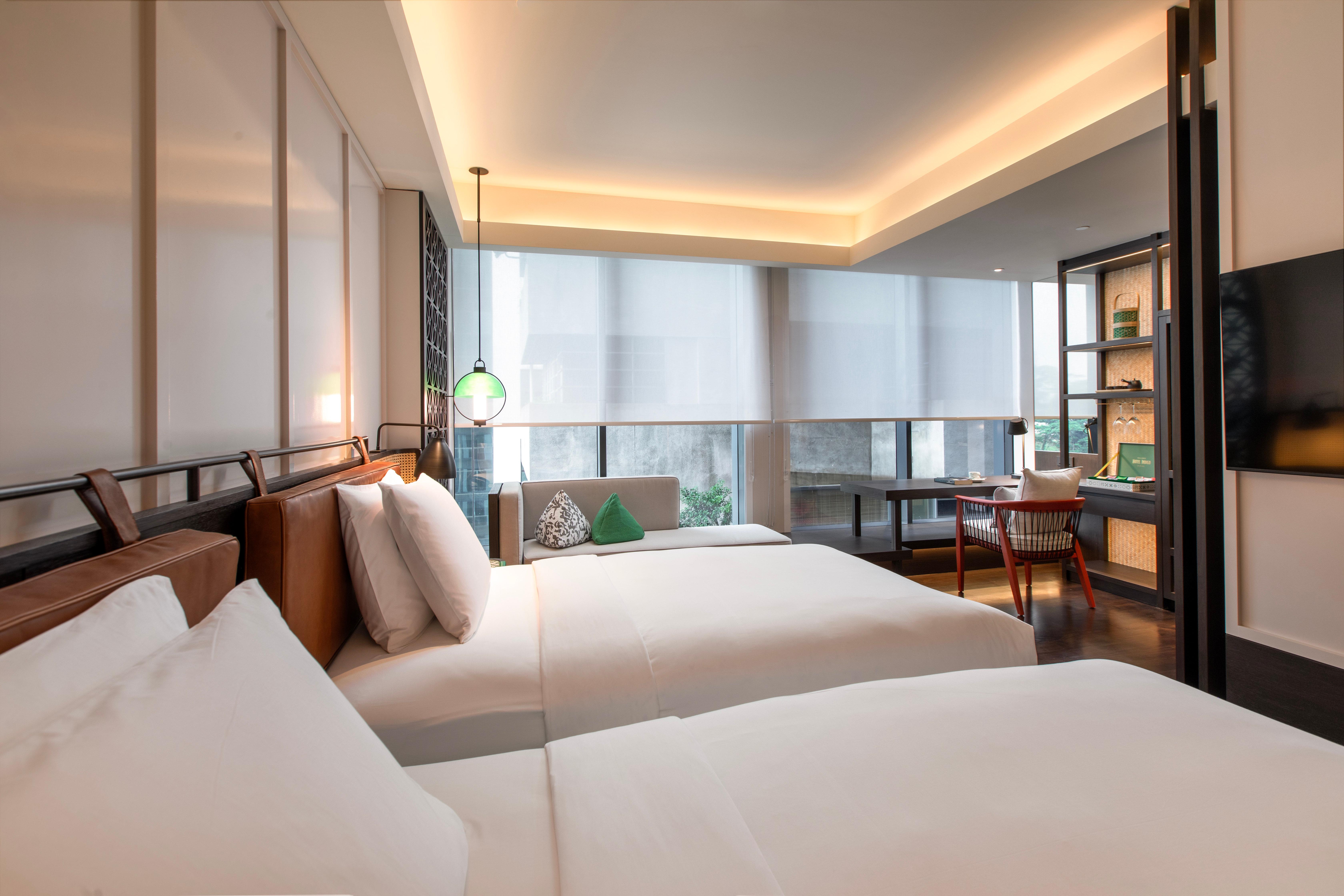Room, Twin Beds, with View