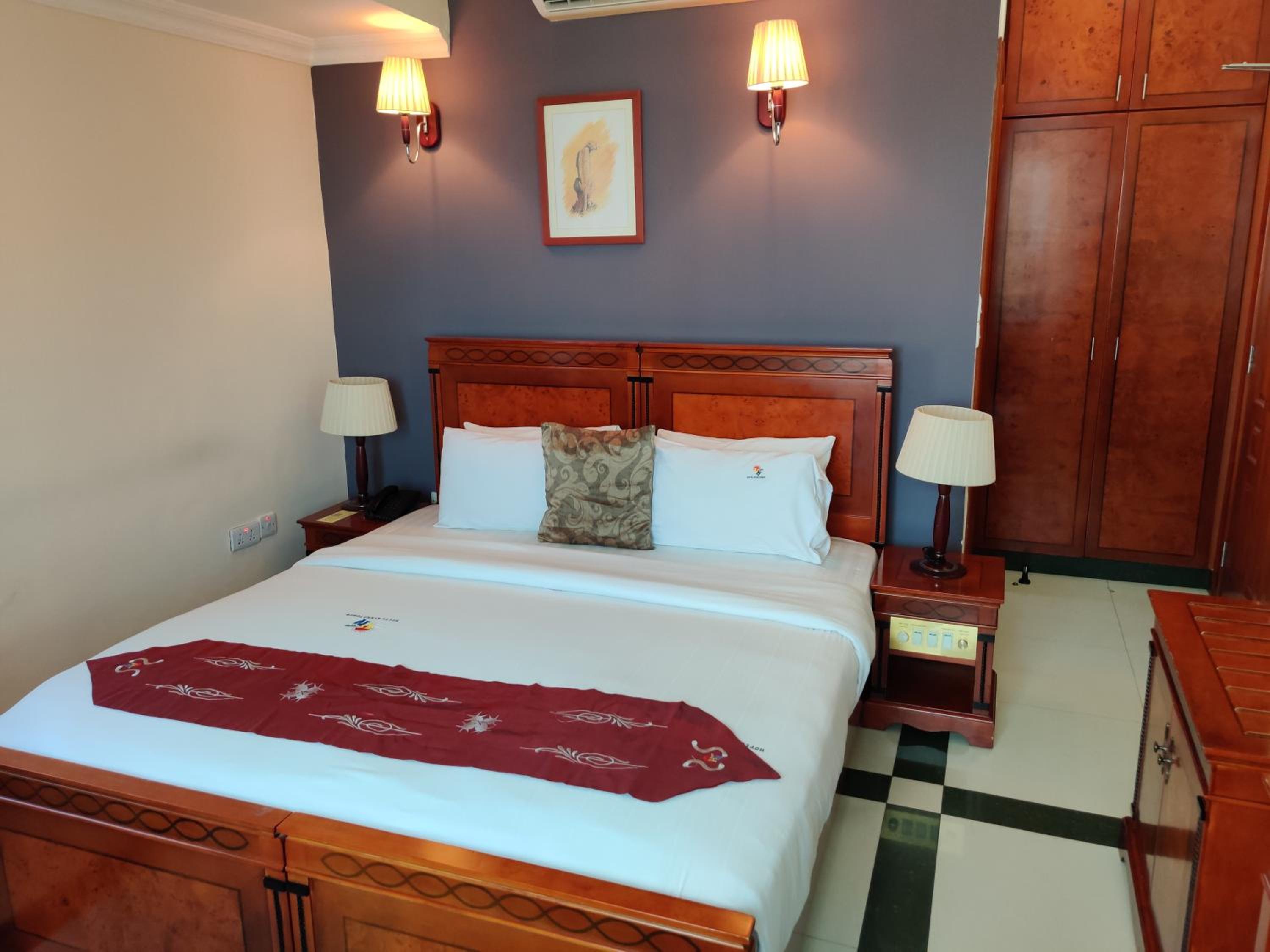 Standard, Double Bed