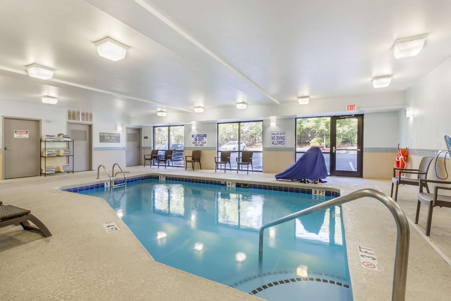 Comfort Suites Columbia Northeast Fort Jackson 19/52