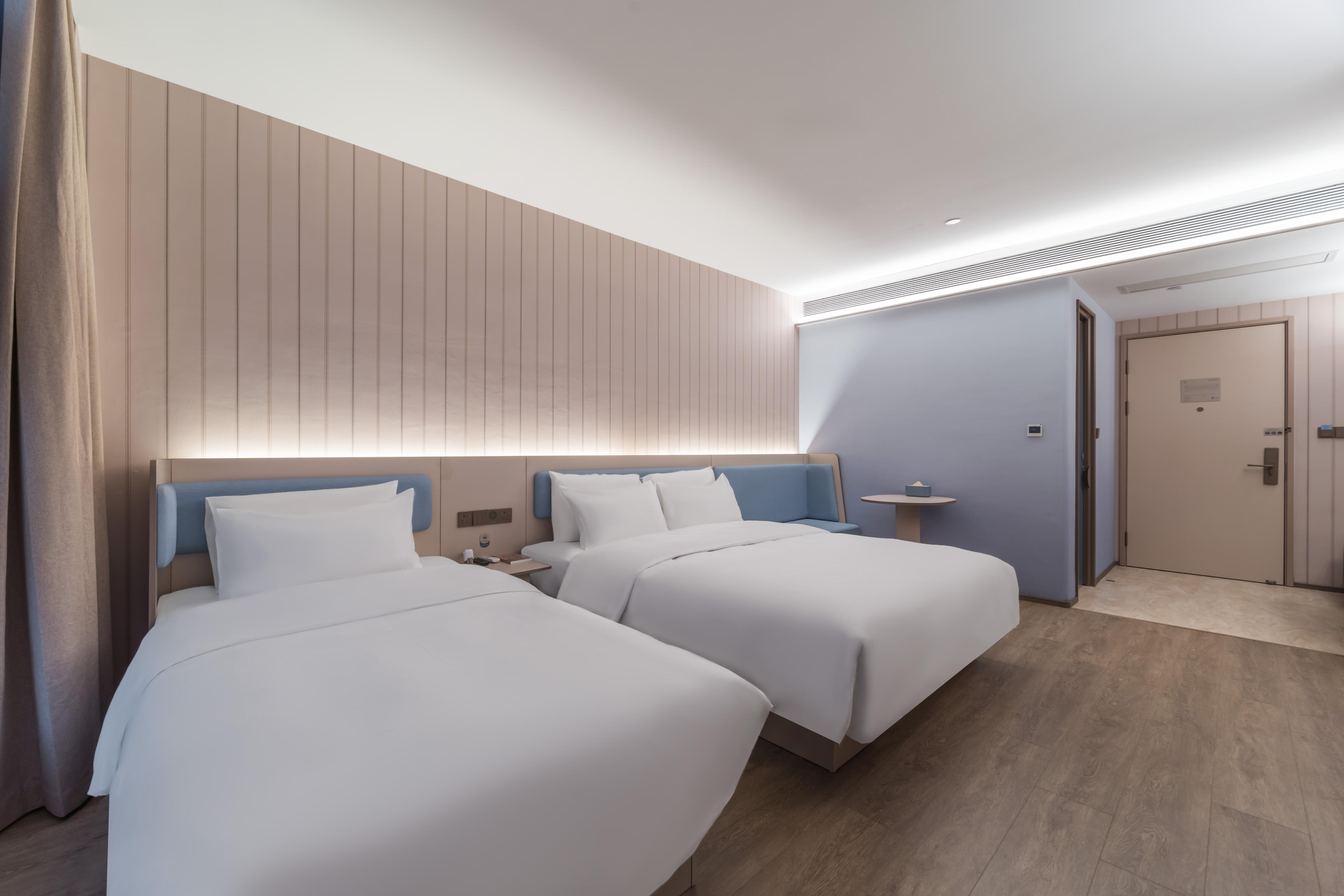 JI Hotel (Guangzhou Baiyun Station Sanyuanli Avenue) 22/50