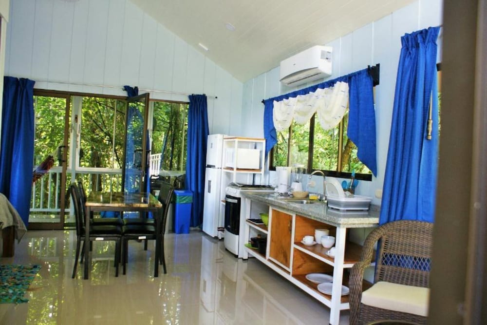 Greenlagoon Arenal Waterfall Villas 24/67