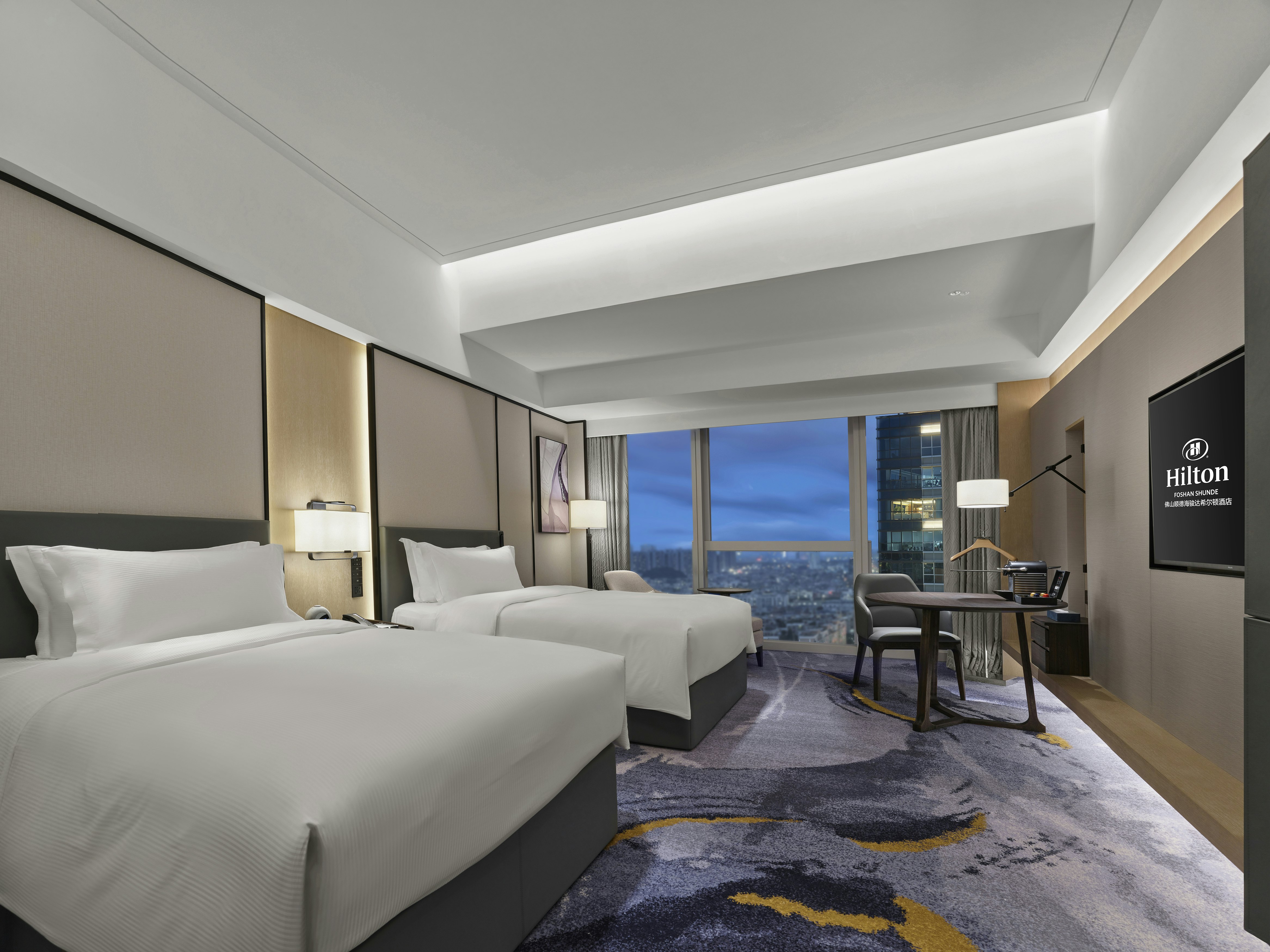 Executive, Twin Beds