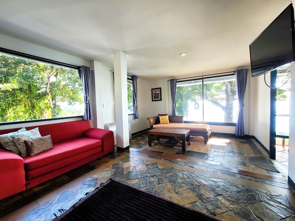 Koh Chang Cliff Beach Resort 31/50