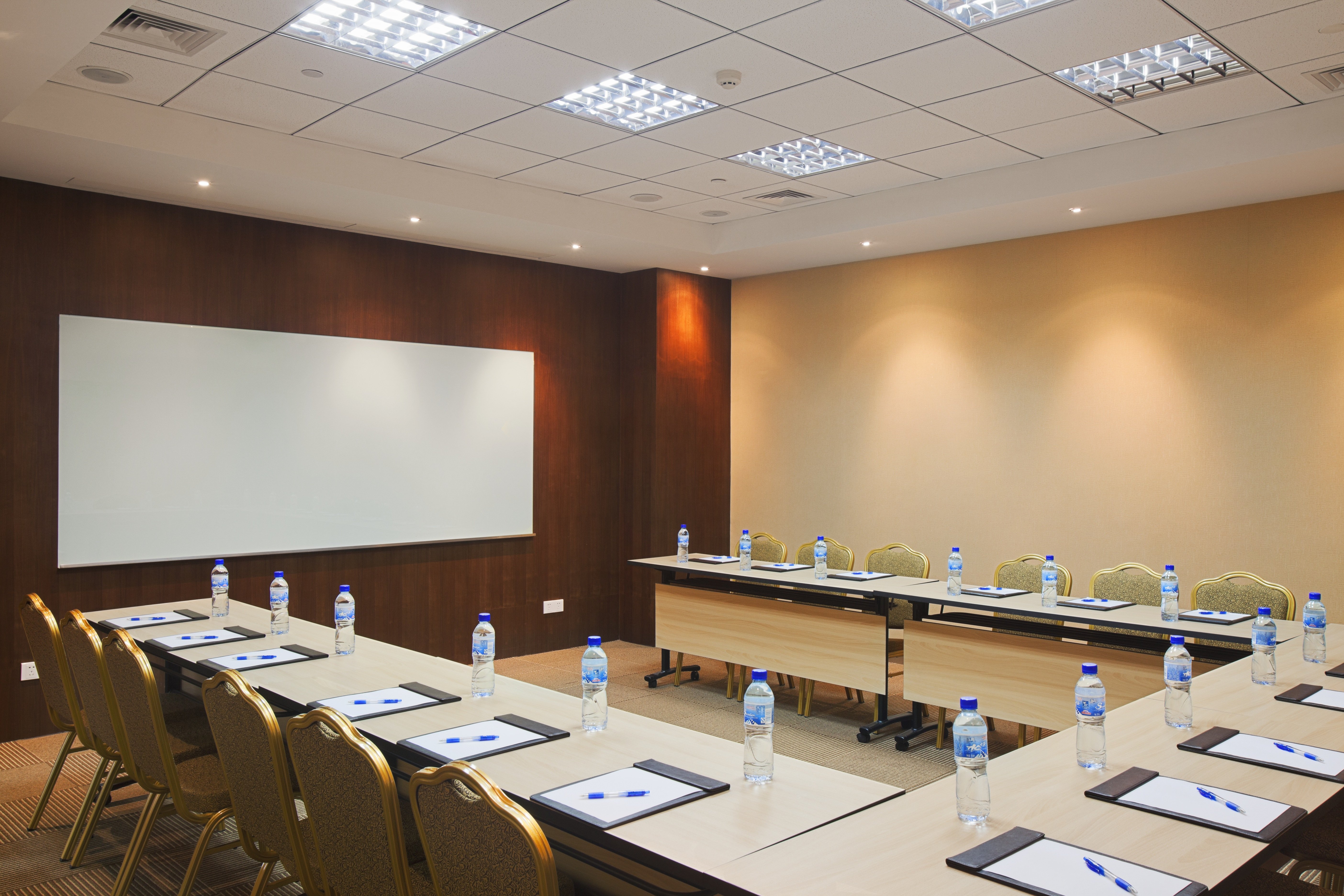 Holiday Inn Express Suzhou Changjiang 25/36