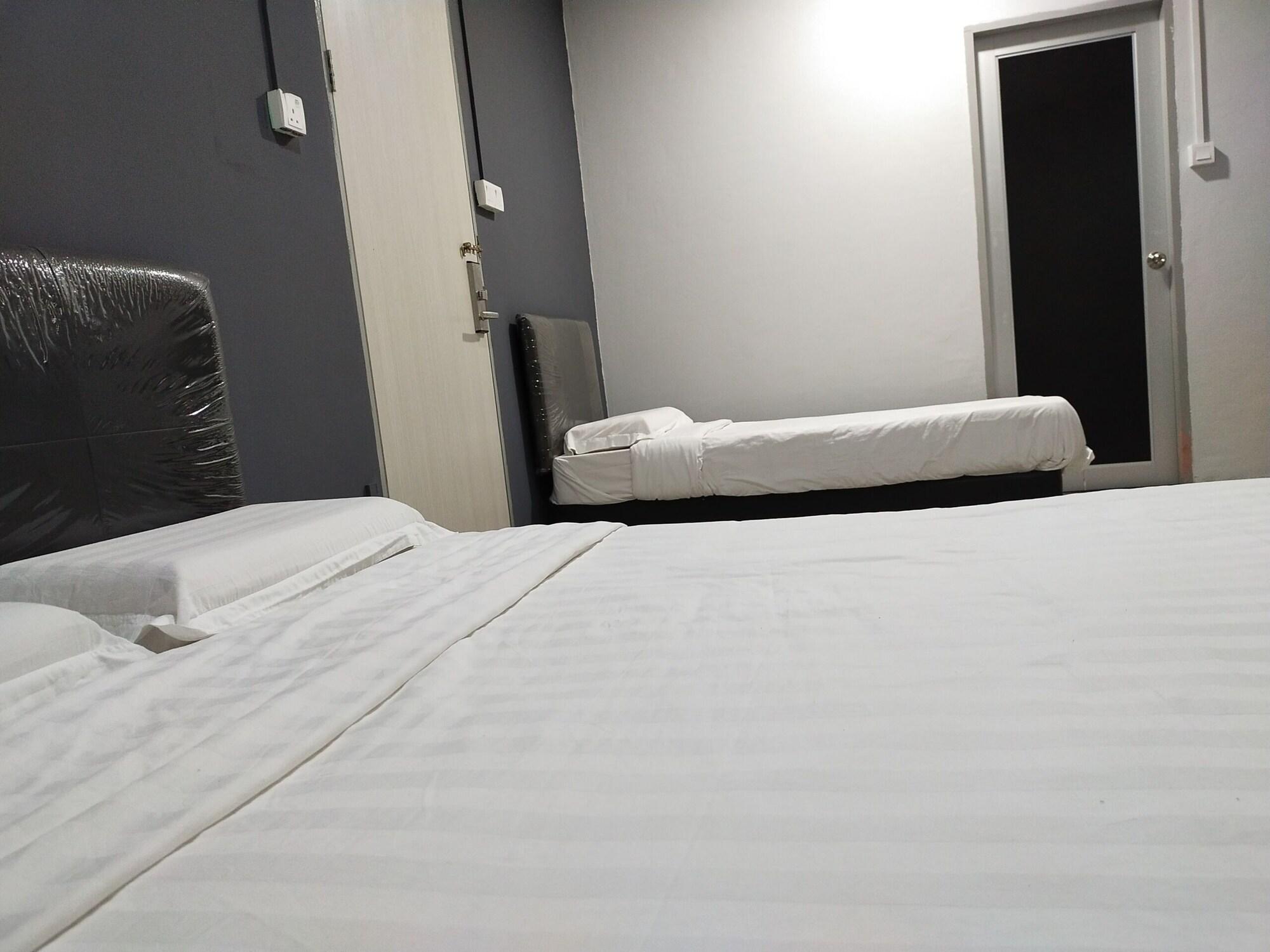 Hotel O Marina World 10/27
