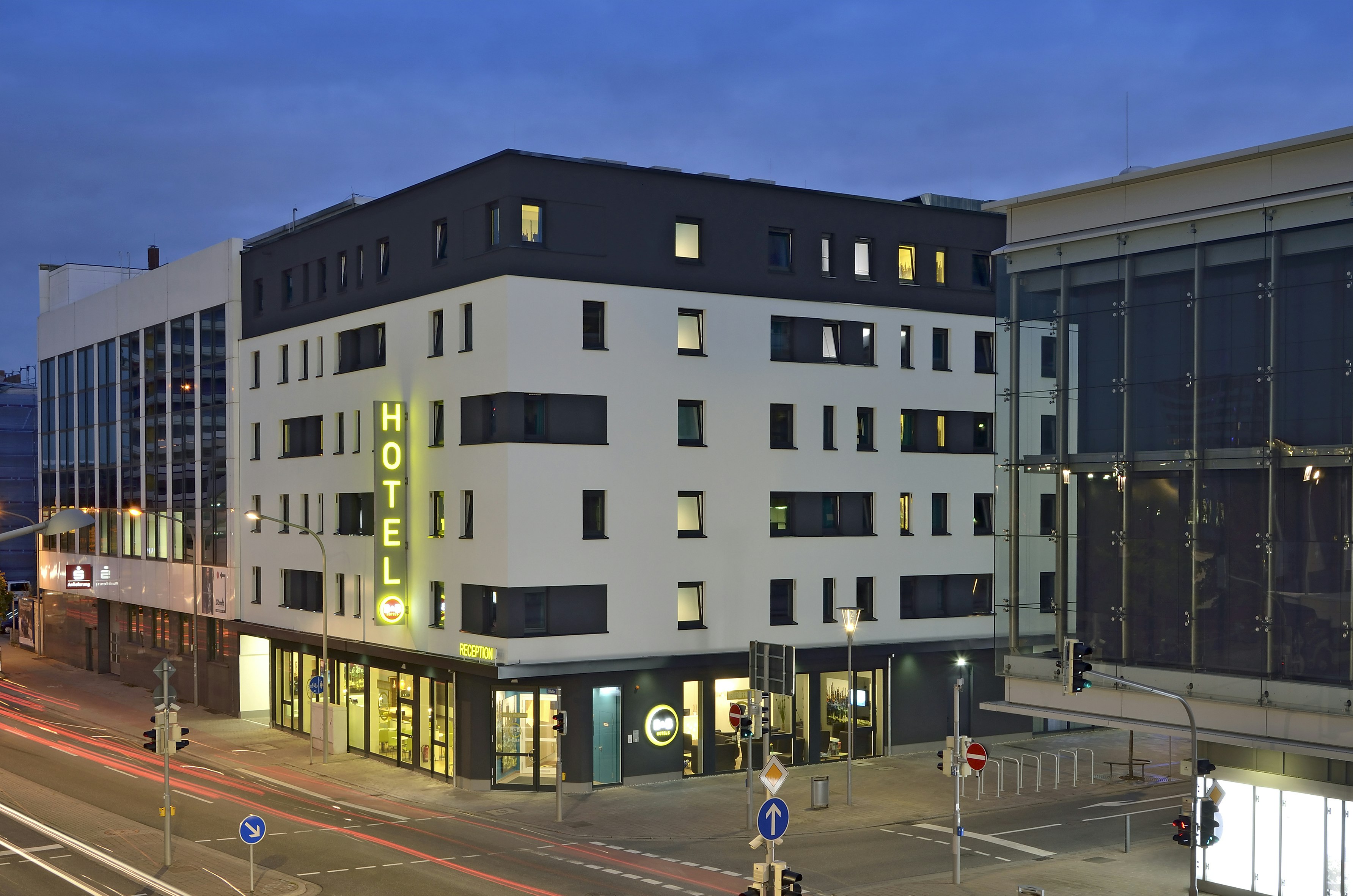 B&B Hotel Ludwigshafen 1/25