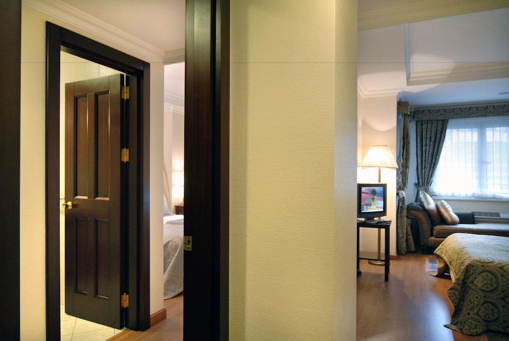 Hotel Daphne 64/64