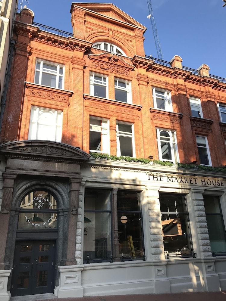 The Market House 1/50