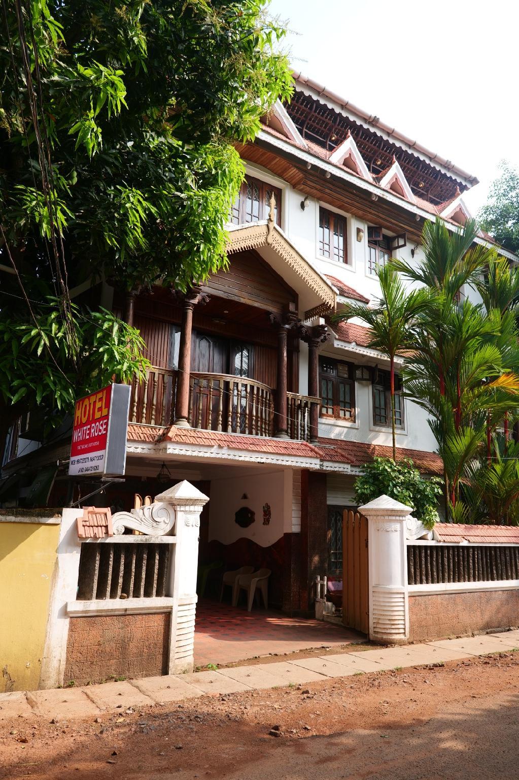 HOTEL WHITE ROSE FORT KOCHI 4/19