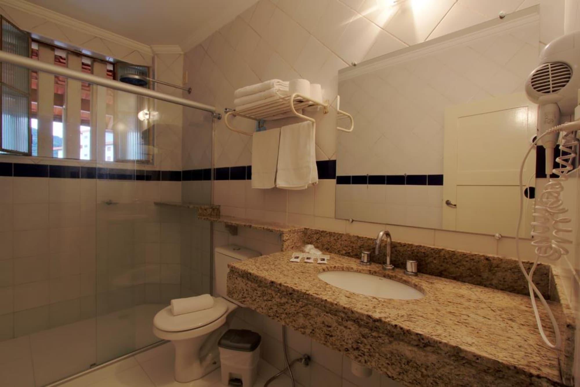 غرفة ثلاثية، Hotel Mantovani 4/4