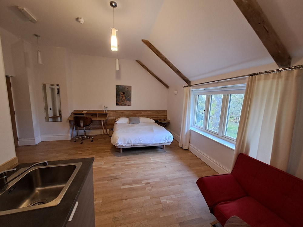 The Kingsley at Eversley 12/48