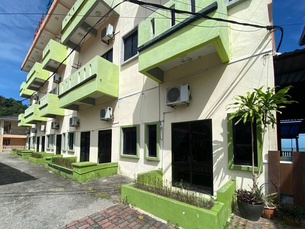 Hotel & Chalet Sportfishing Pnk Teluk Bahang 10/54