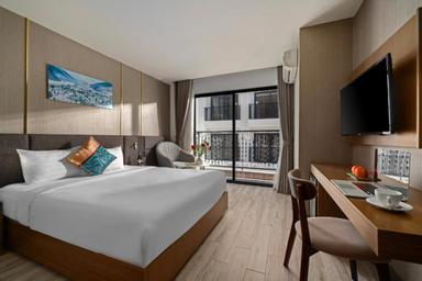 Senior, Double Bed, Sea View