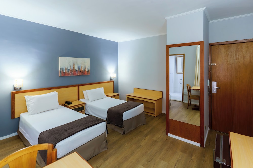 Hotel Augusta Boulevard 23/55