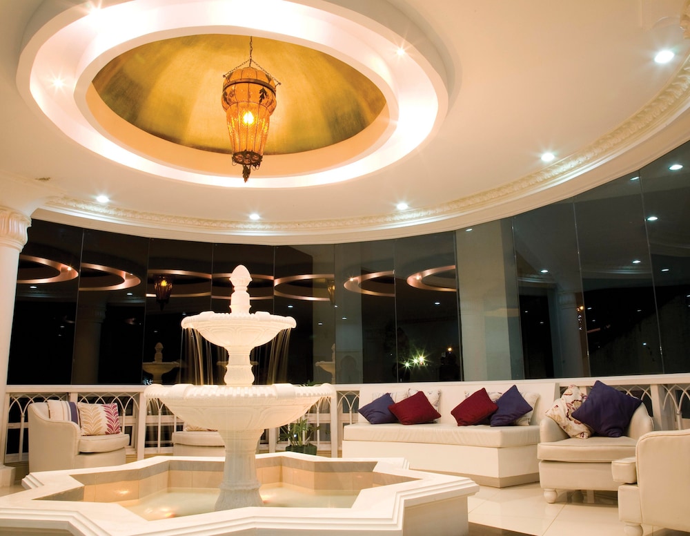 Estancia Resort Hotel 2/22