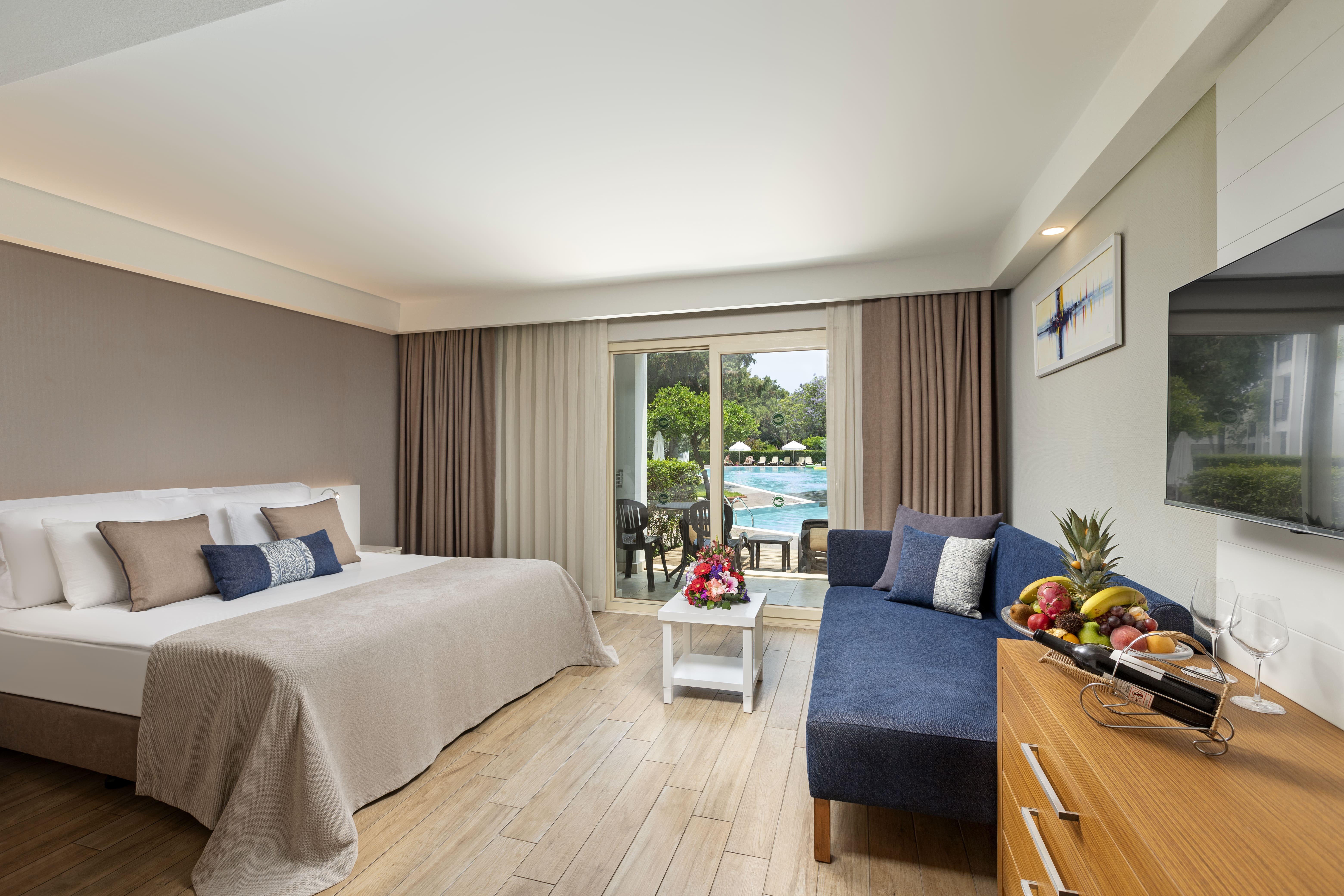 Lagoon, Single, Double Bed