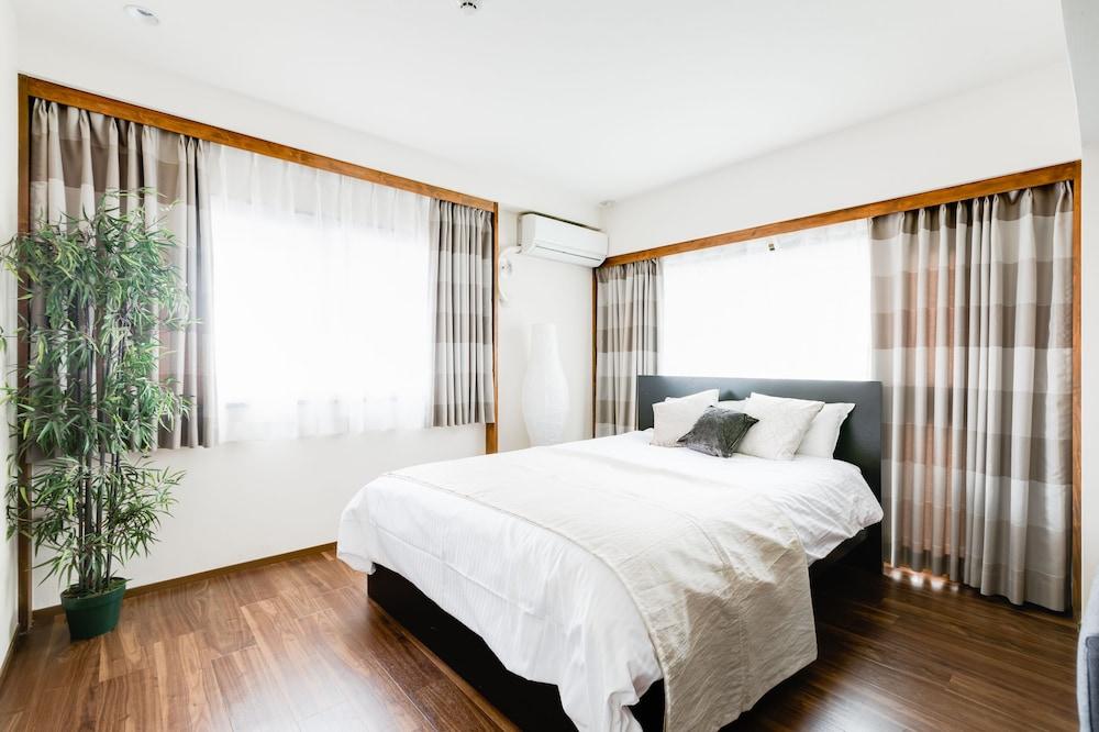 Studio, Suite, Single Bed