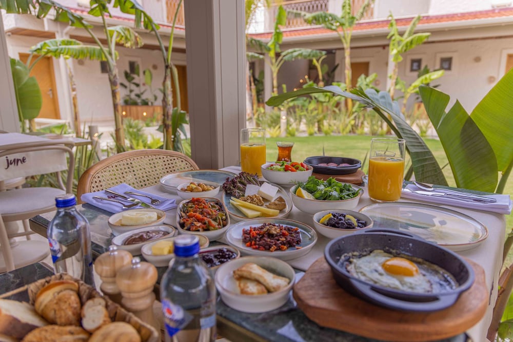 June Hotel Alacati 36/50
