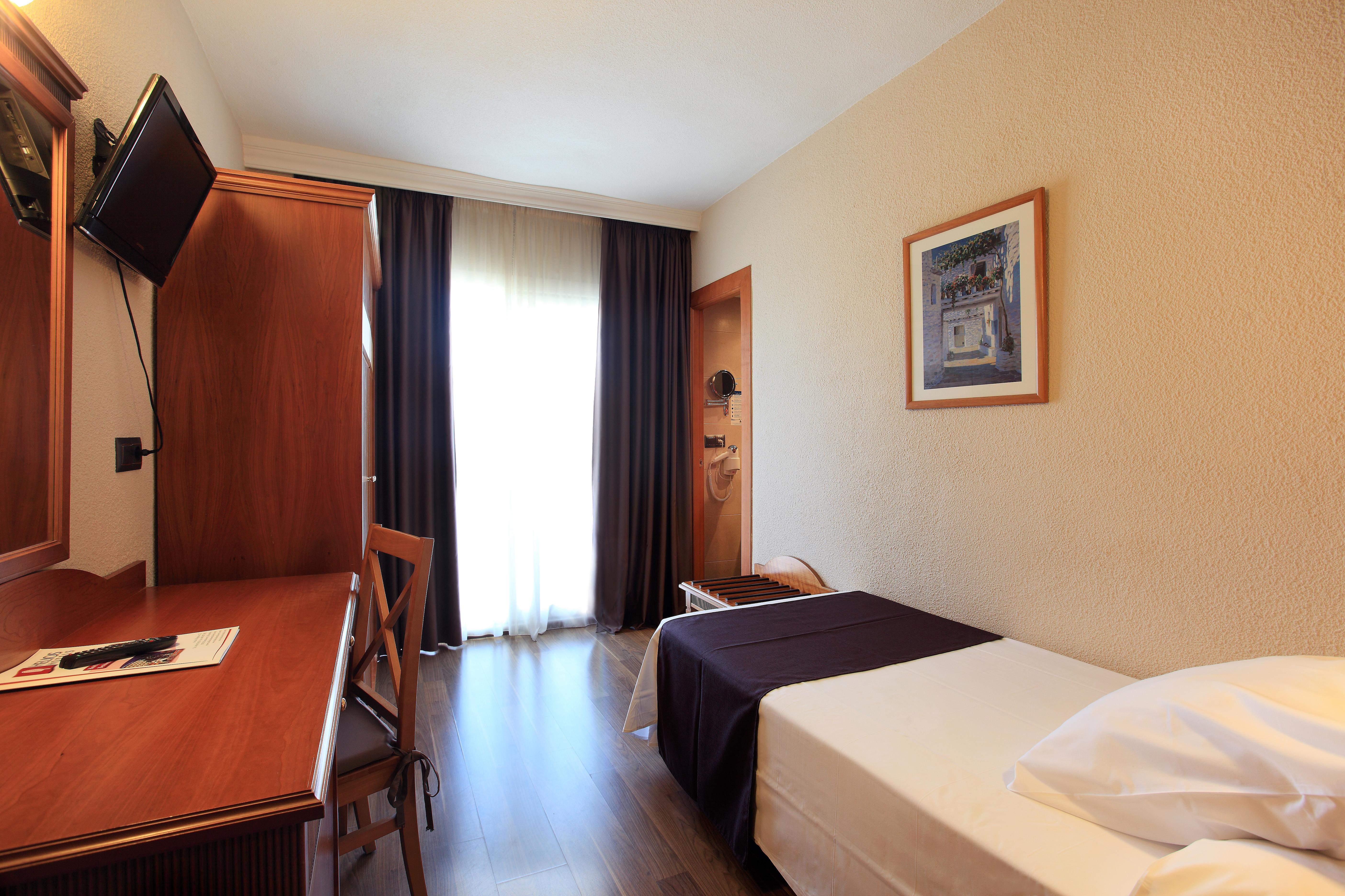 Helios Hotel 16/60