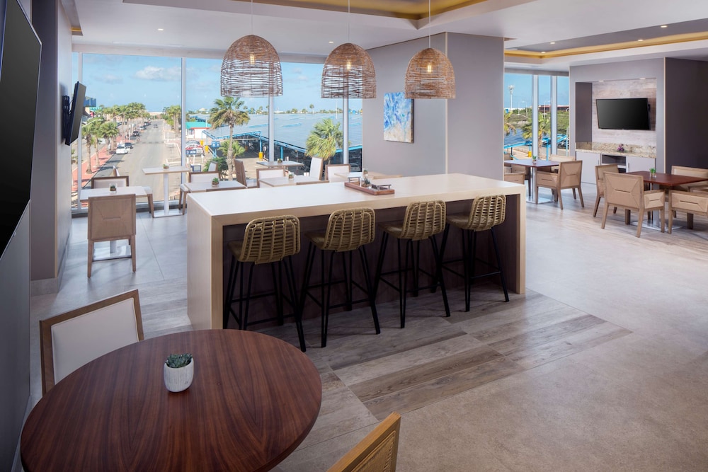 Hyatt Place Aruba Airport 54/64