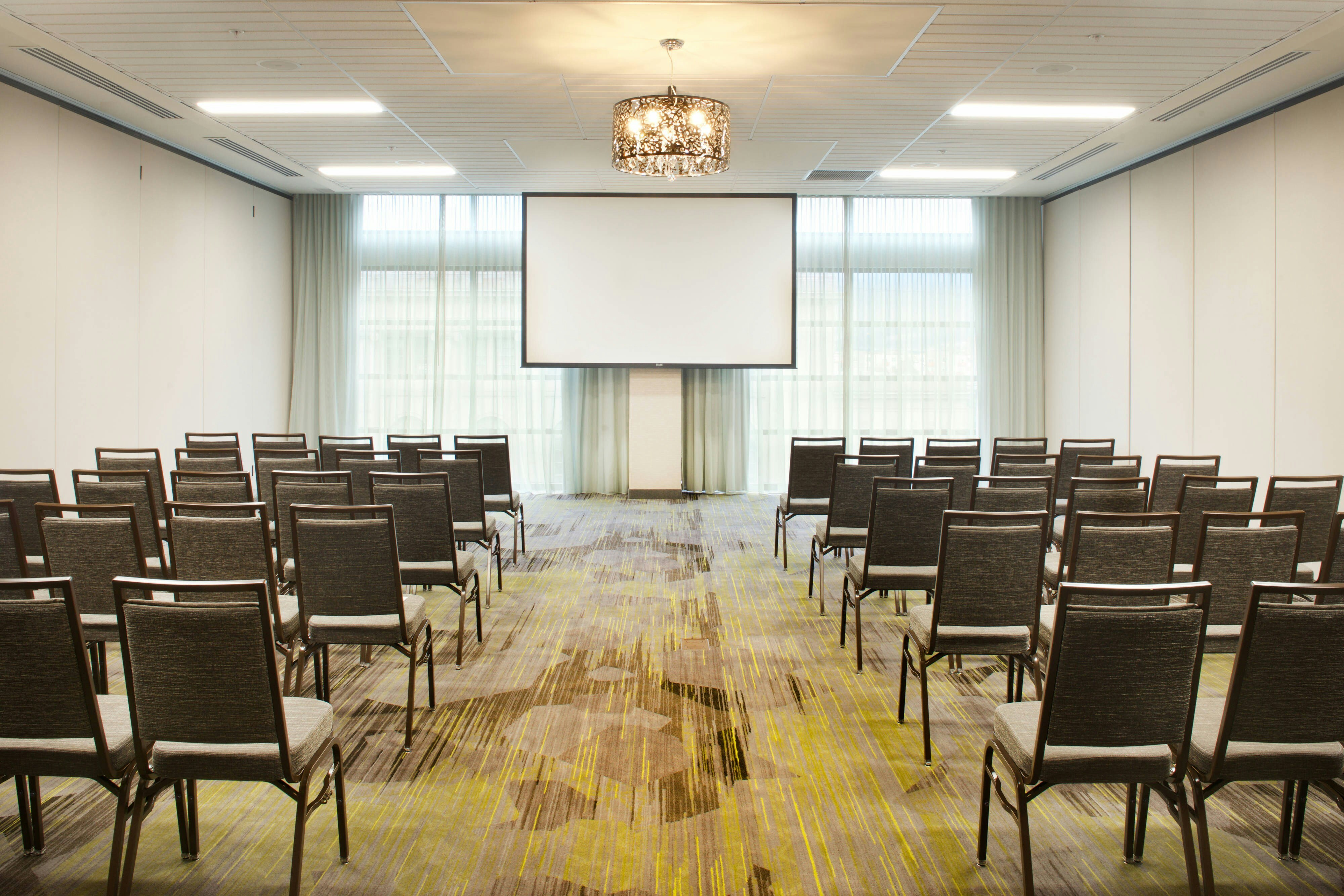 Courtyard by Marriott Seattle Everett Downtown 17/22