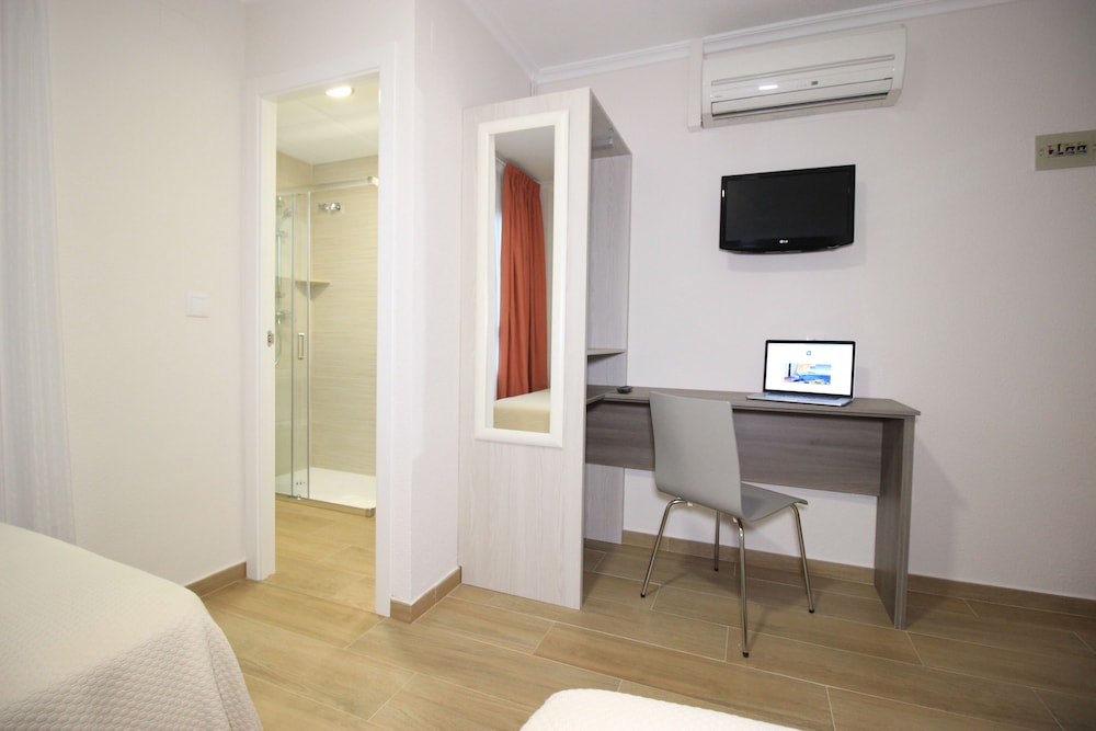 Hostal Pensimar 6/64