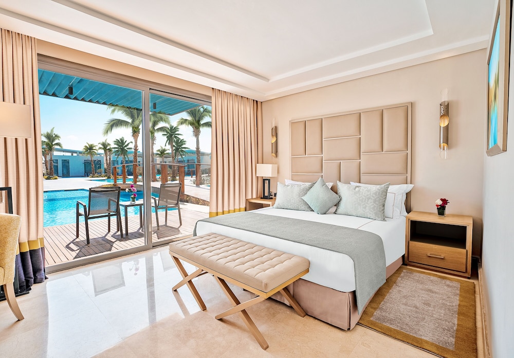 Rixos Premium Magawish Bay View 13/50