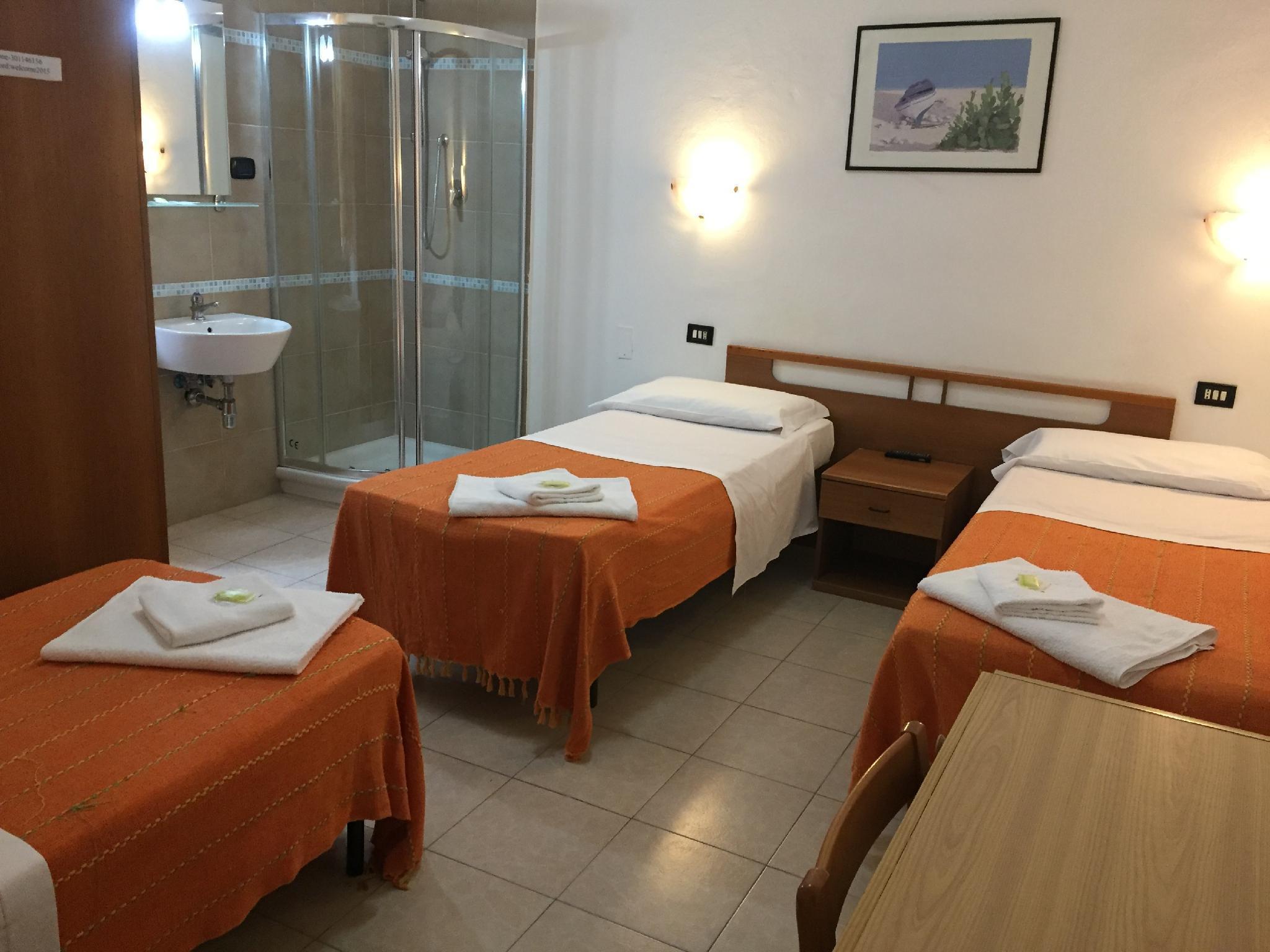 Hotel Adelchi 24/35
