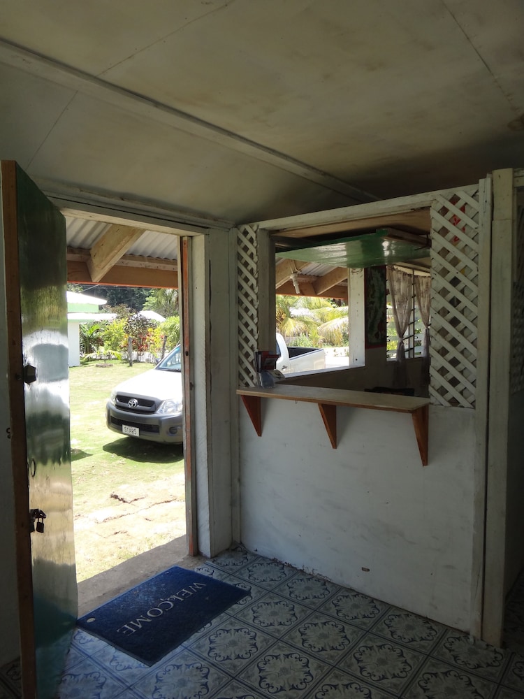 Tailua Beach Fale 7/29