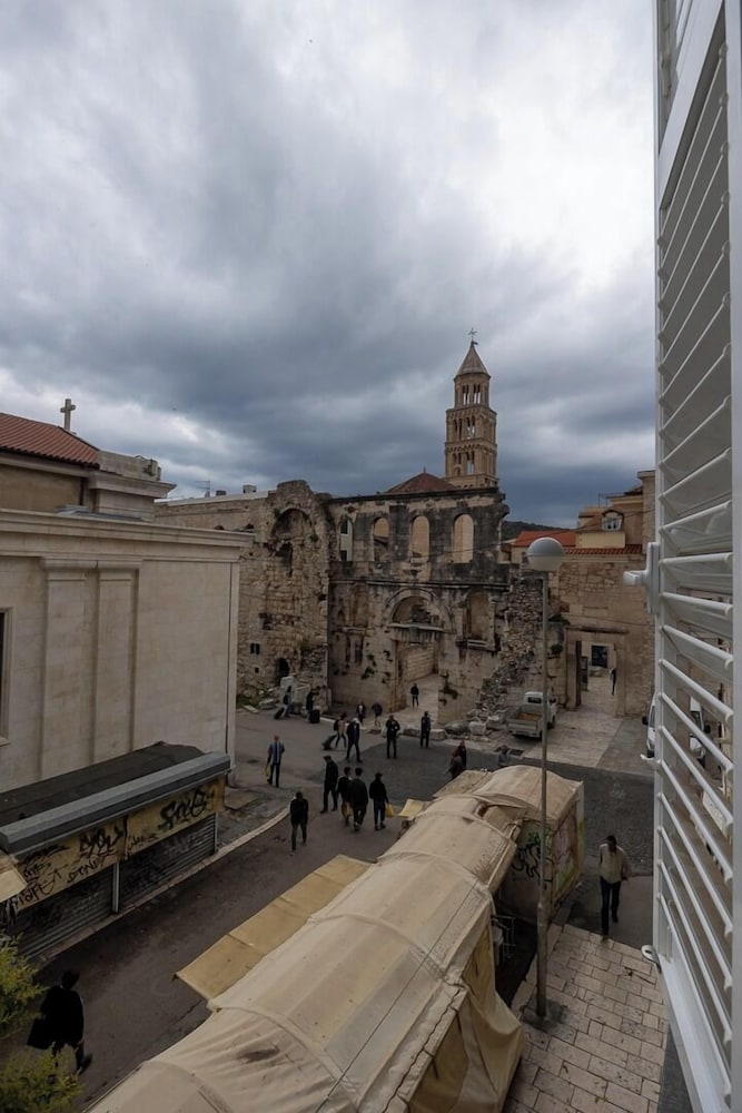 Silver Gate Rooms Dioklecijan Palace 25/42