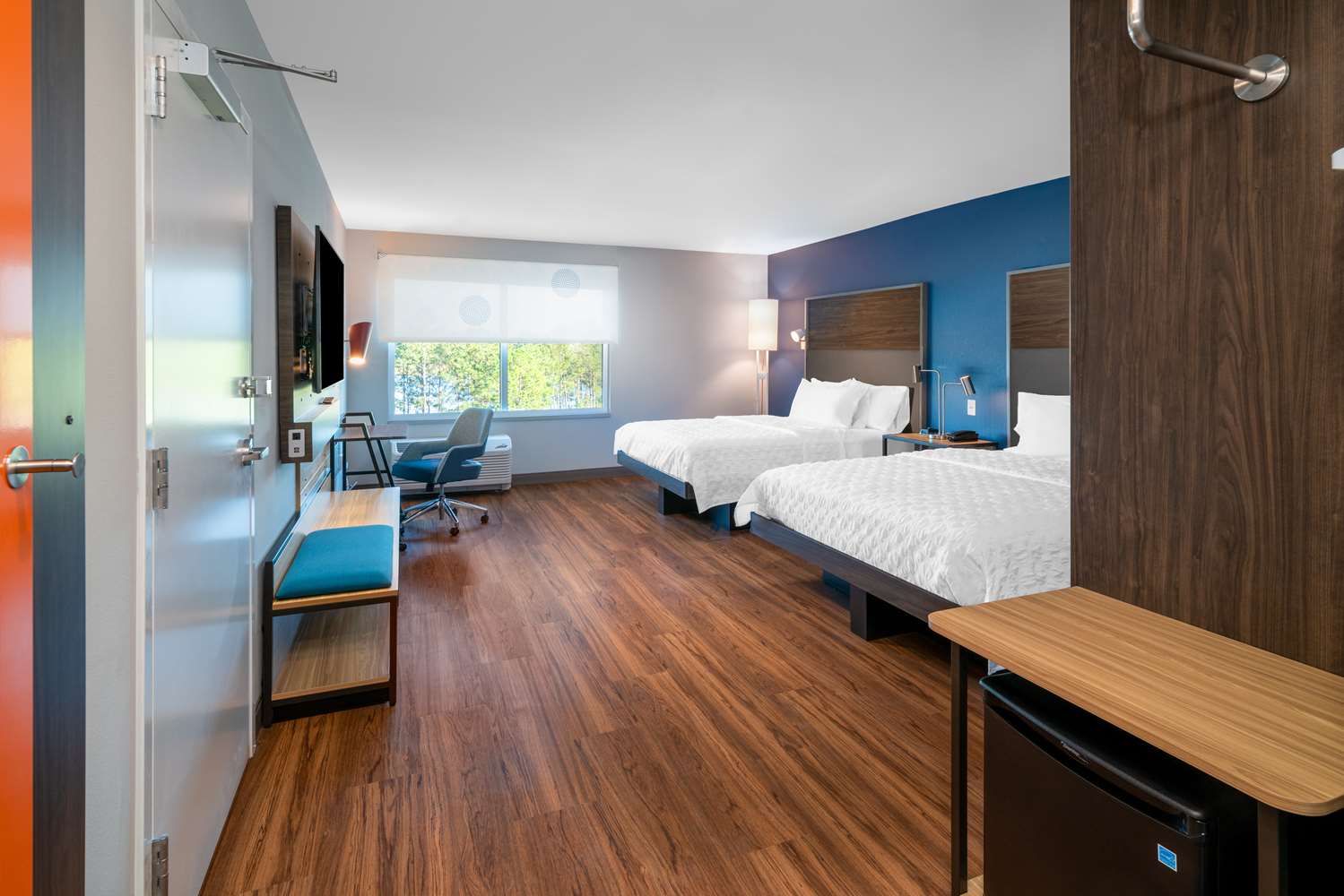 room, 2 queen beds