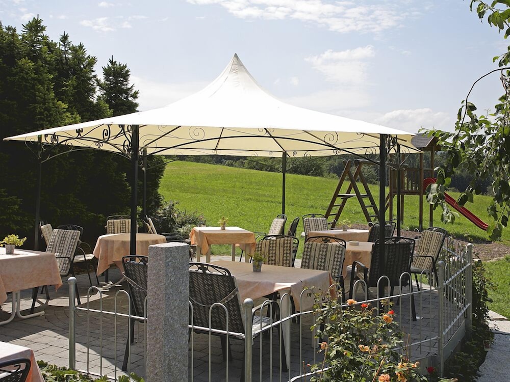 Badhotel Restaurant Stauferland 67/75