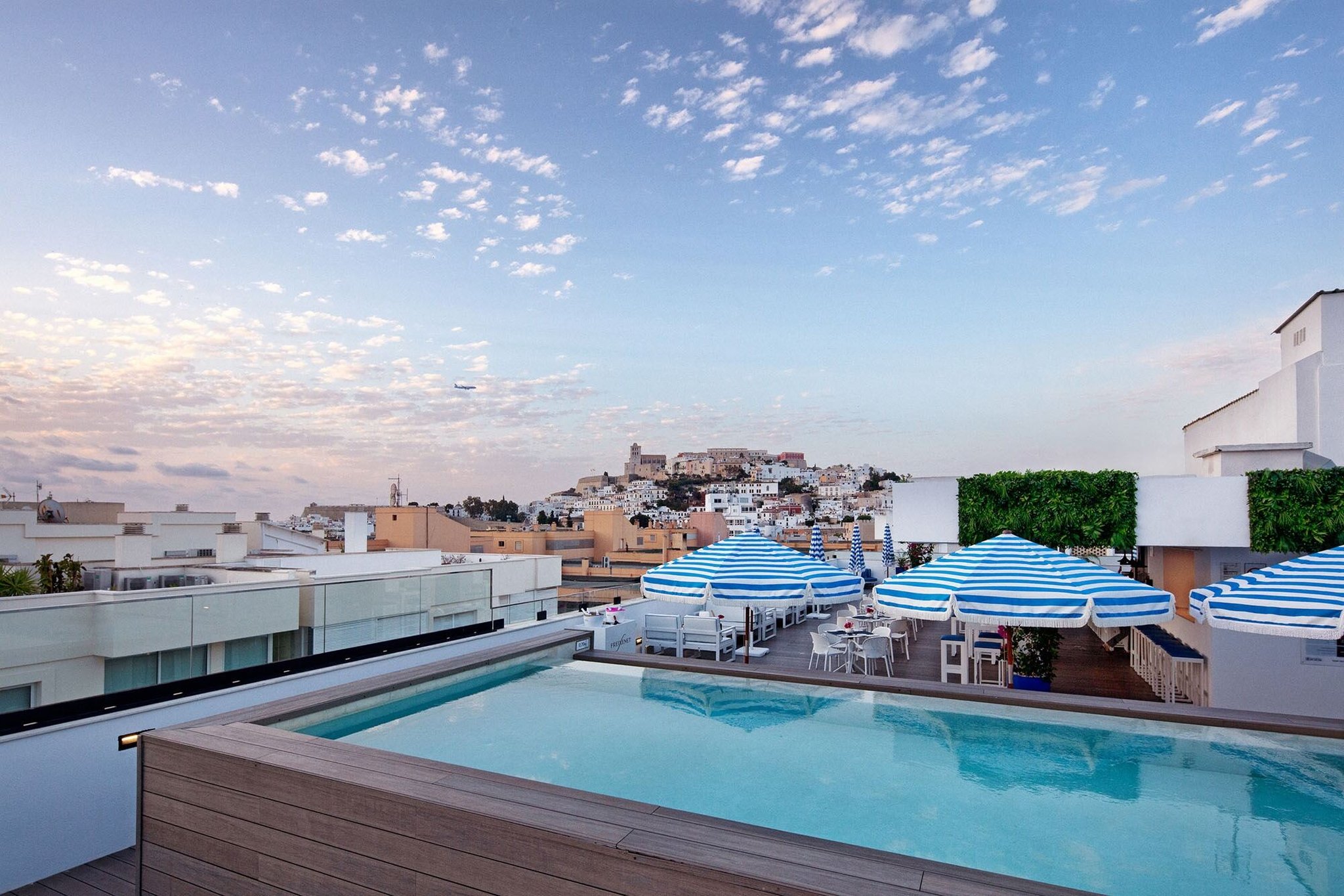 El Puerto Ibiza Hotel Spa 72/80