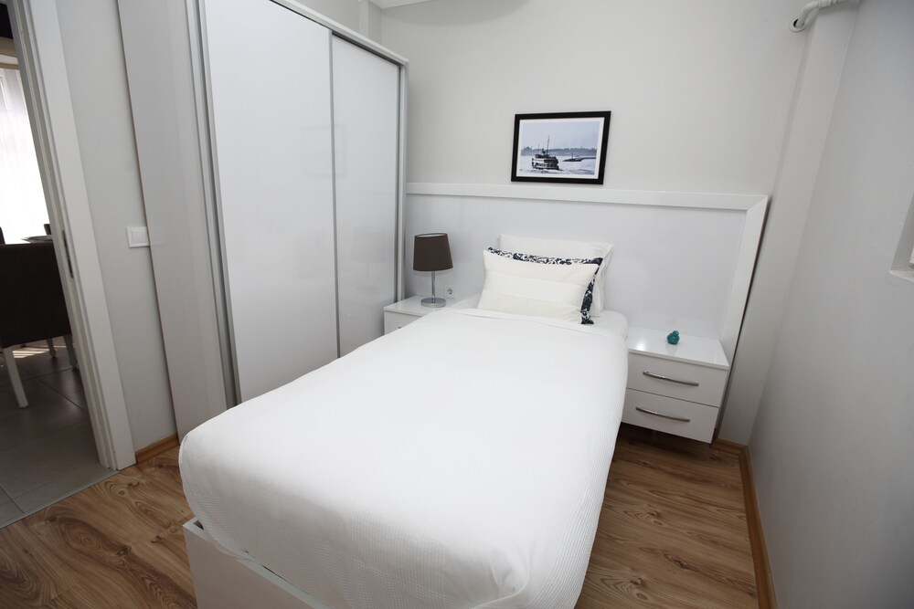 PATIKA SUITES 6/50