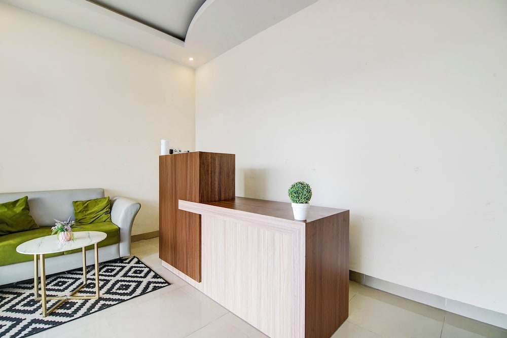 Capital O Pusat Kota Pekanbaru Near Mall Living World Formerly Radja Homestay 11/29